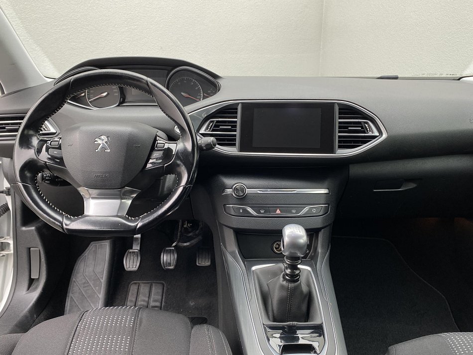 Peugeot 308 1.2PT 