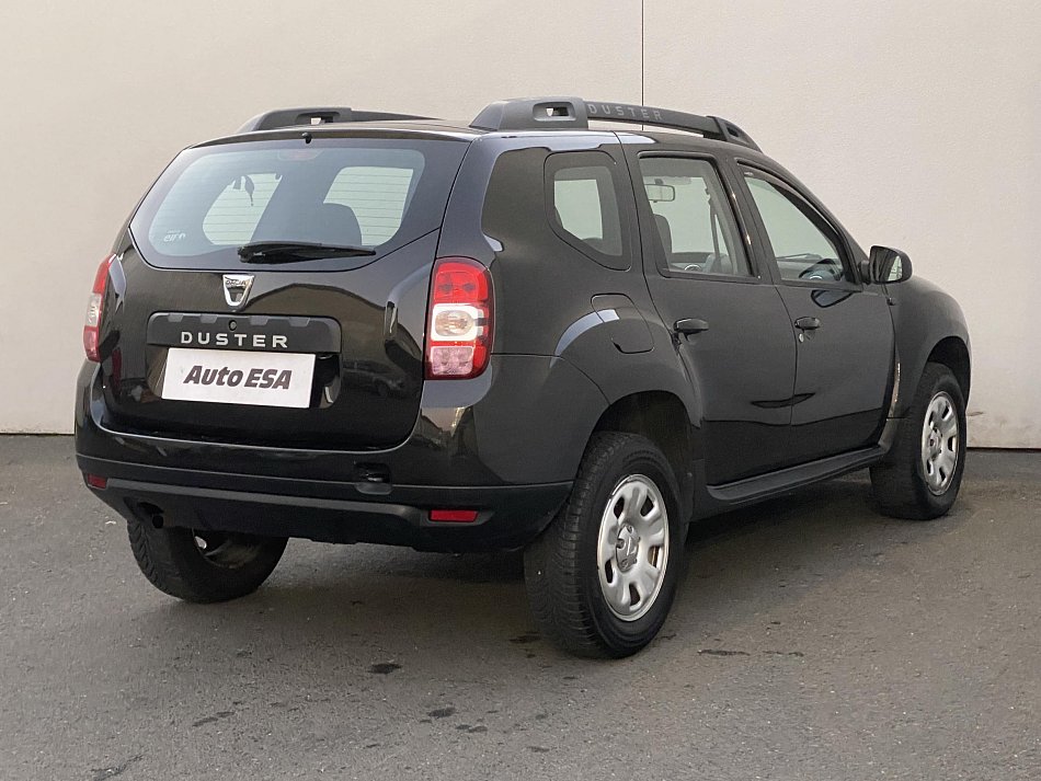 Dacia Duster 1.6i Laureate