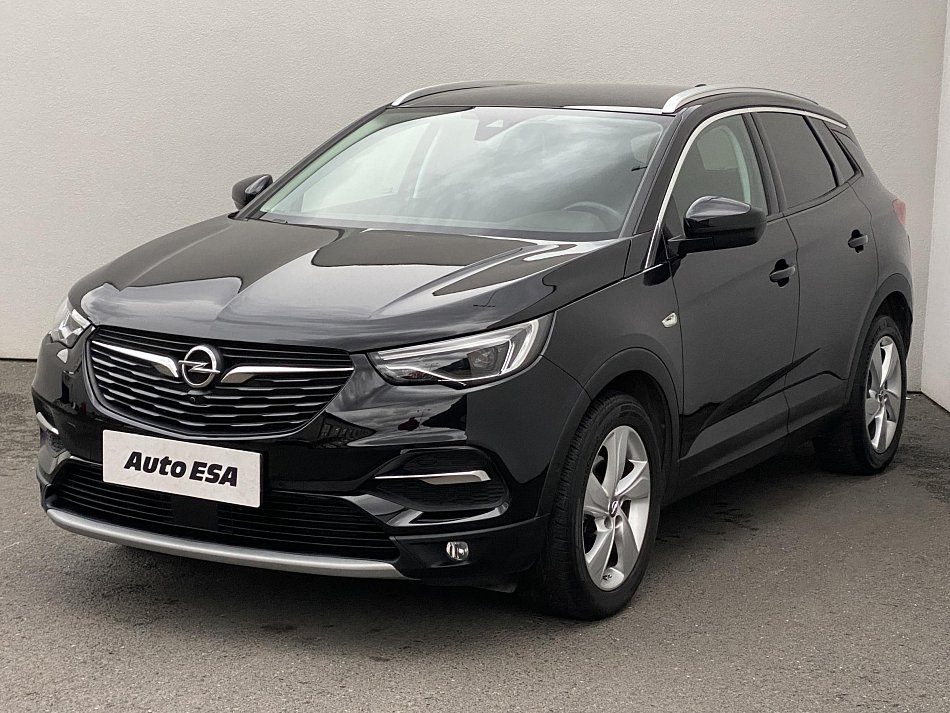 Opel Grandland X 1.2 Turbo 