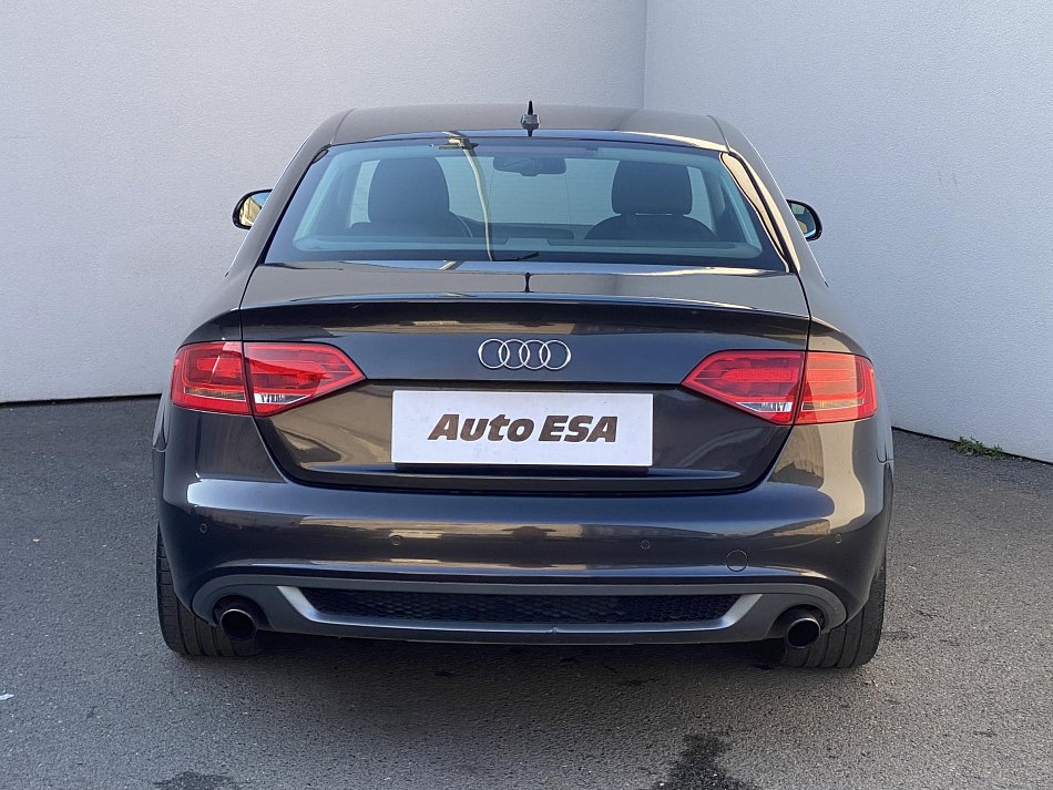 Audi A4 3.2 TFSi  Quattro