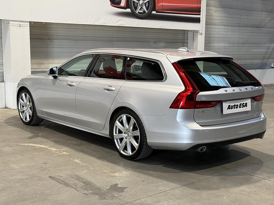 Volvo V90 2.0D4 