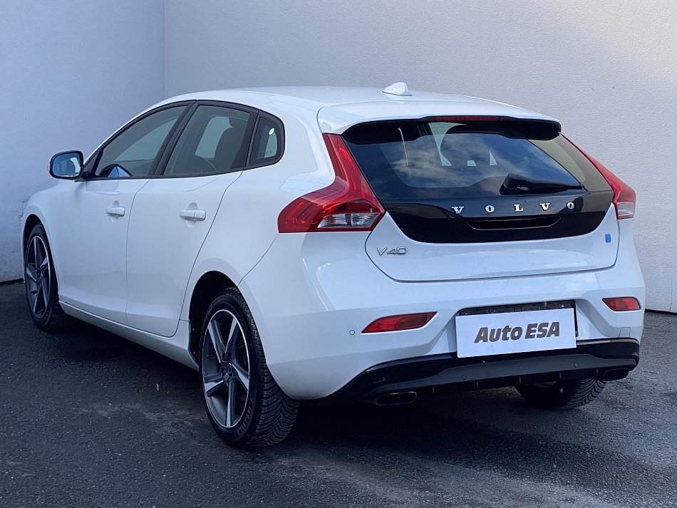 Volvo V40 1.6 D 