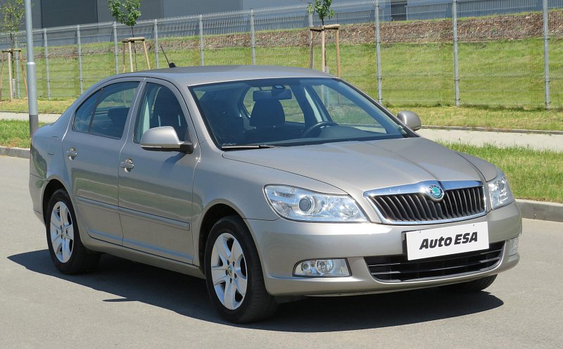 Škoda Octavia II 1.6 TDi Elegance