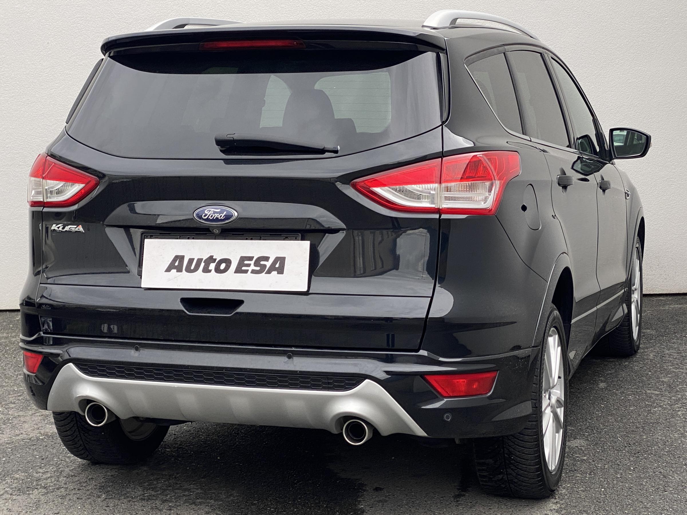 Ford Kuga, 2015 - pohled č. 4