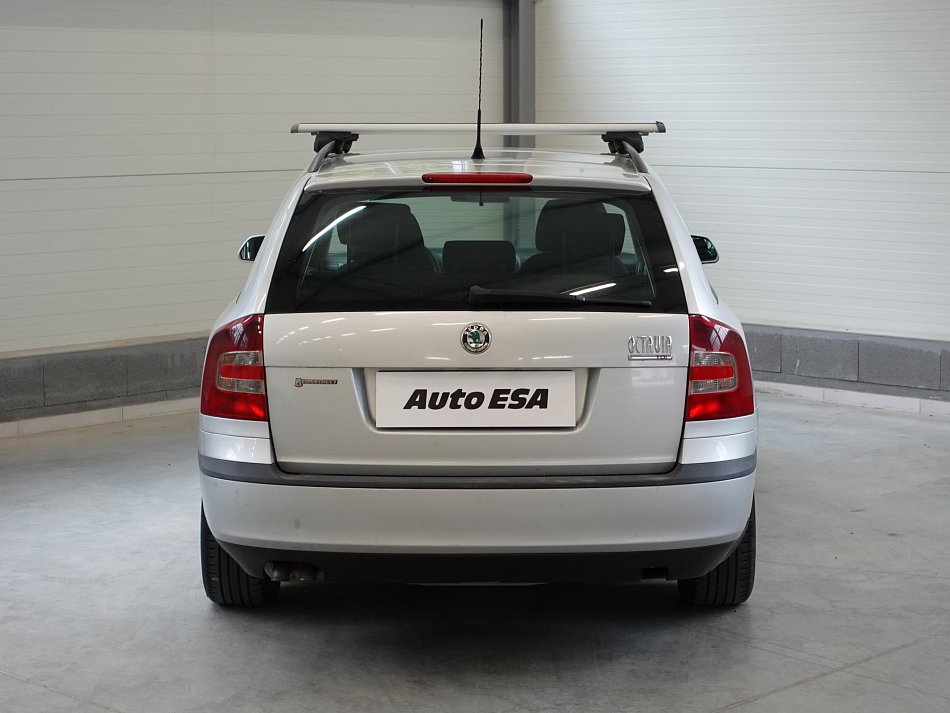 Škoda Octavia II 1.9TDi Ambiente