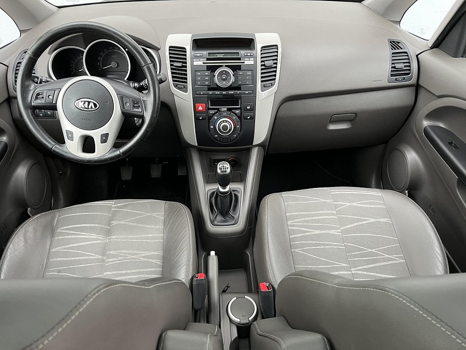 Kia Venga 1.6i 