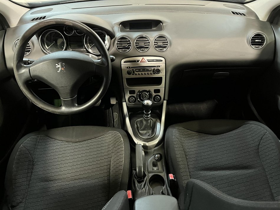 Peugeot 308 1.6 HDi 