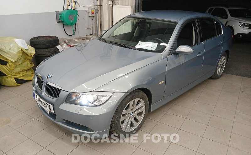 BMW Řada 3 2.5 i 