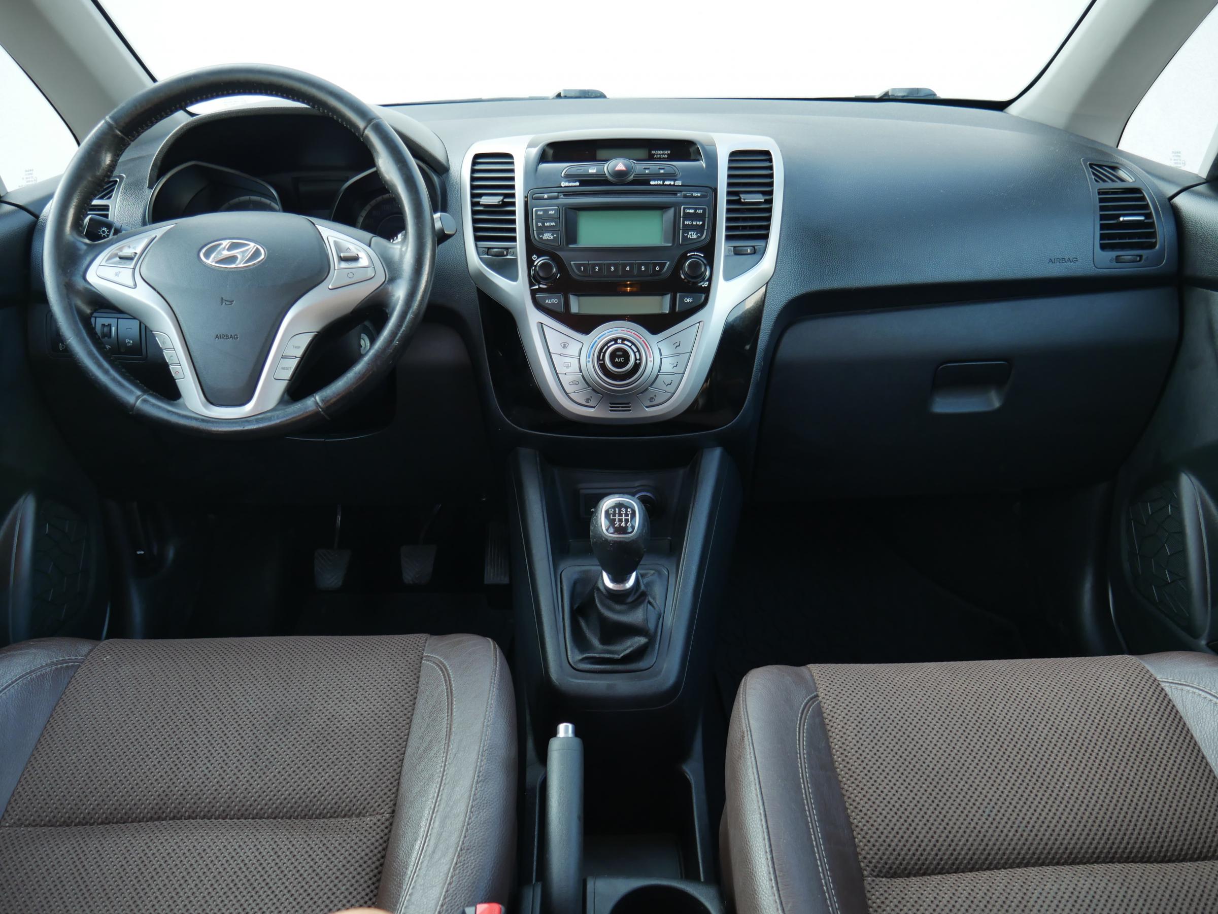 Hyundai ix20, 2012 - pohled č. 9