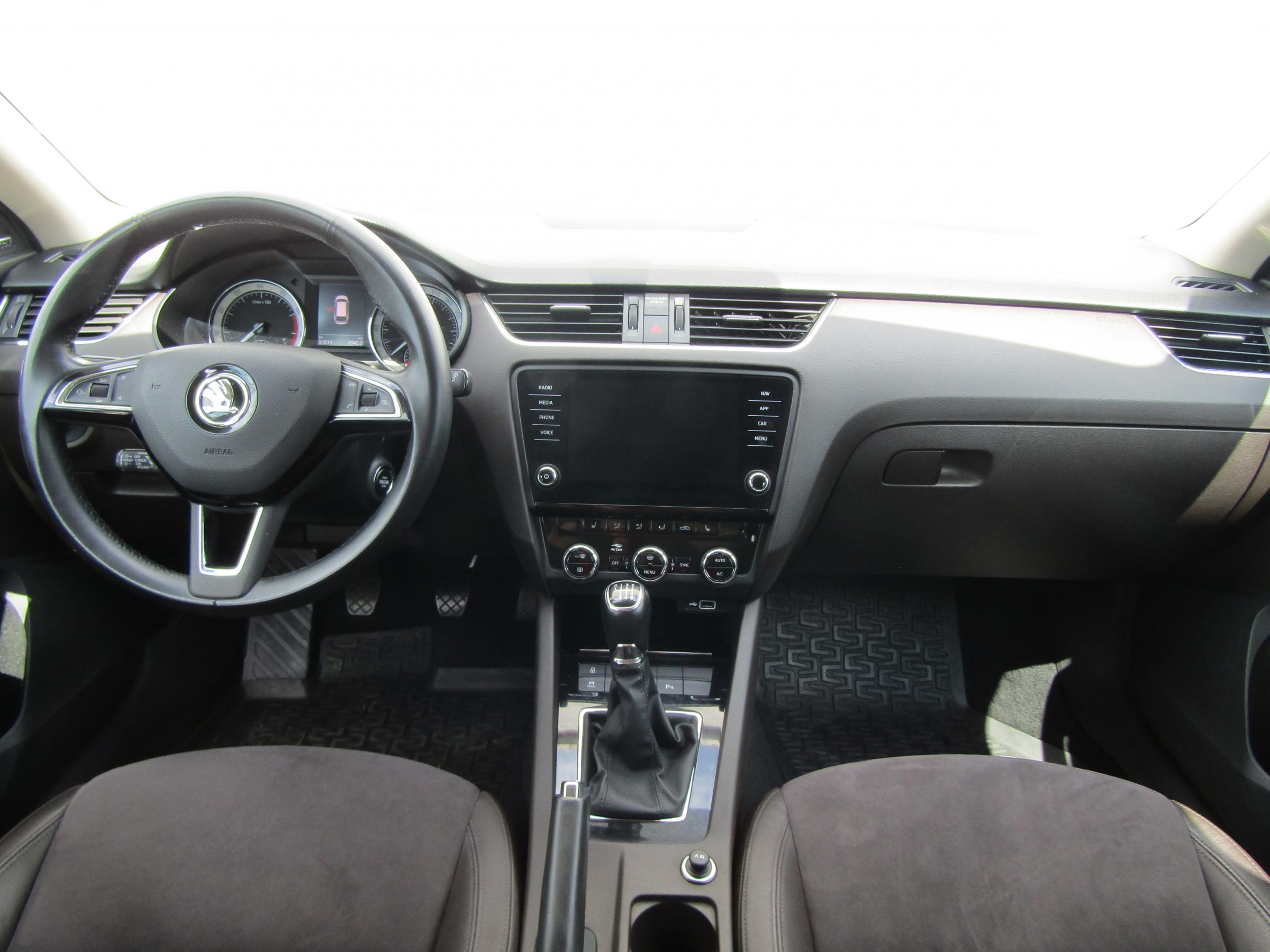 Škoda Octavia III, 2018 - pohled č. 11