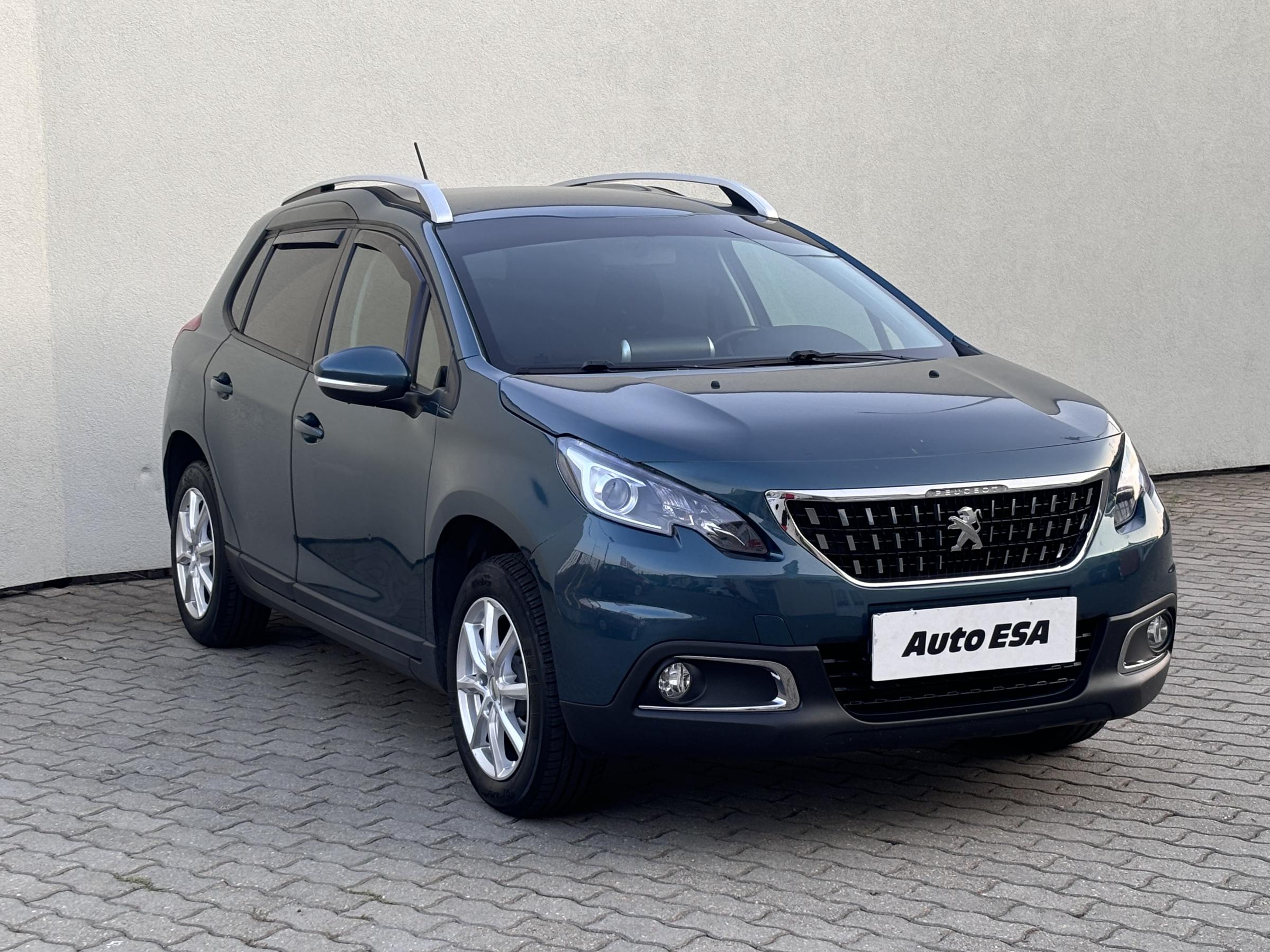 Peugeot 2008, 2017 - celkový pohled