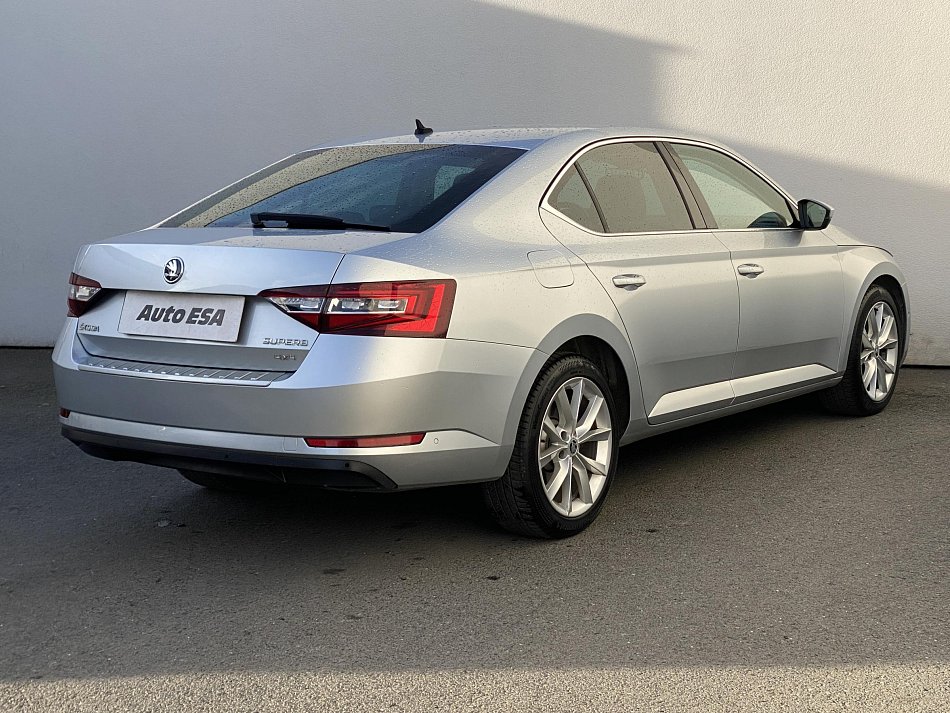 Škoda Superb III 2.0 TDi Style 4X4