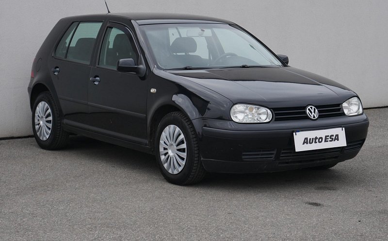 Volkswagen Golf 1.4 MPI 