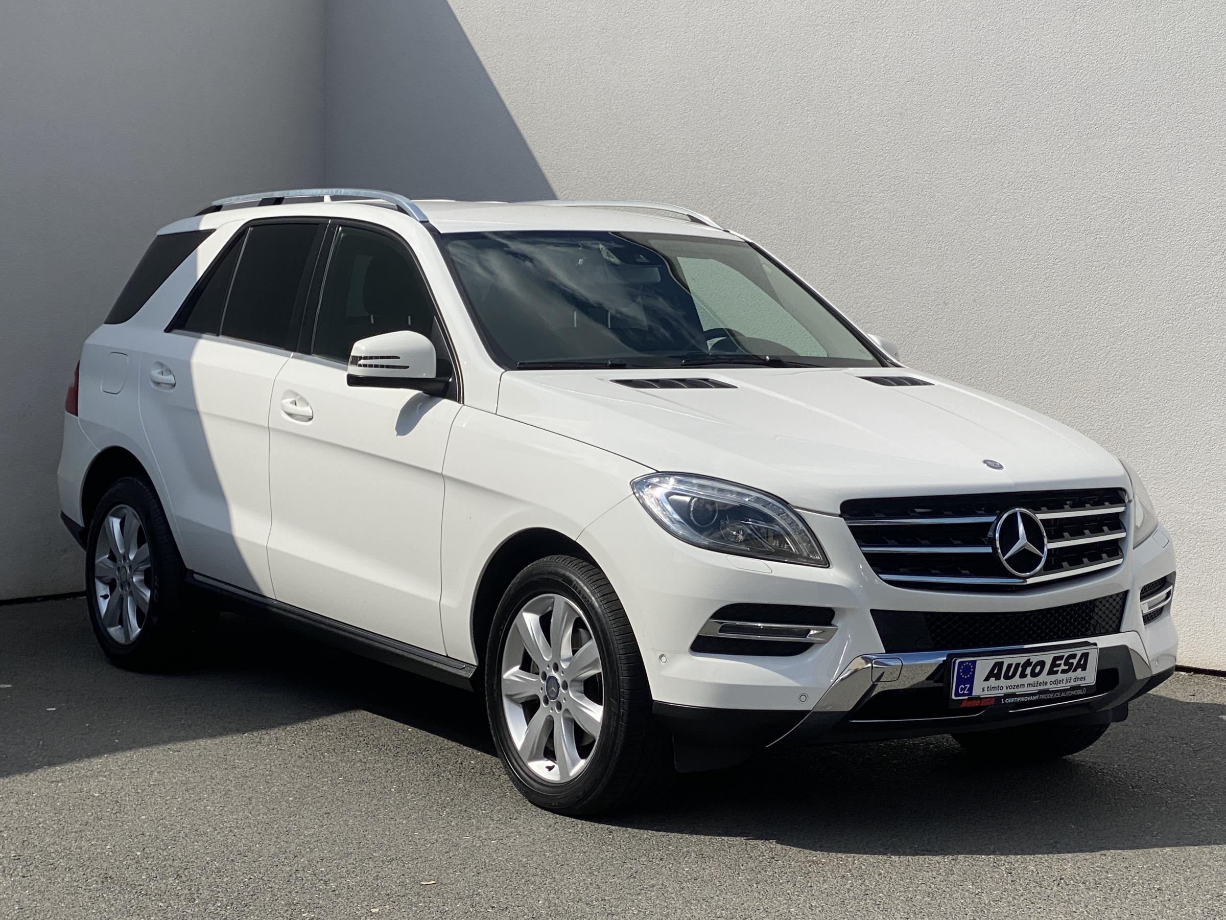 Mercedes-Benz Třída M, 2014 - pohled č. 1