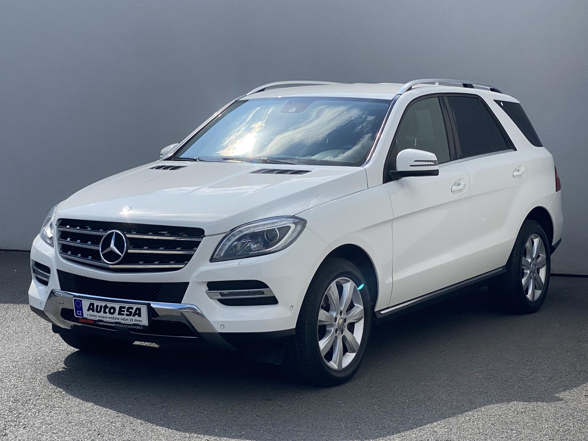 Mercedes-Benz Třída M, 2014 - pohled č. 3