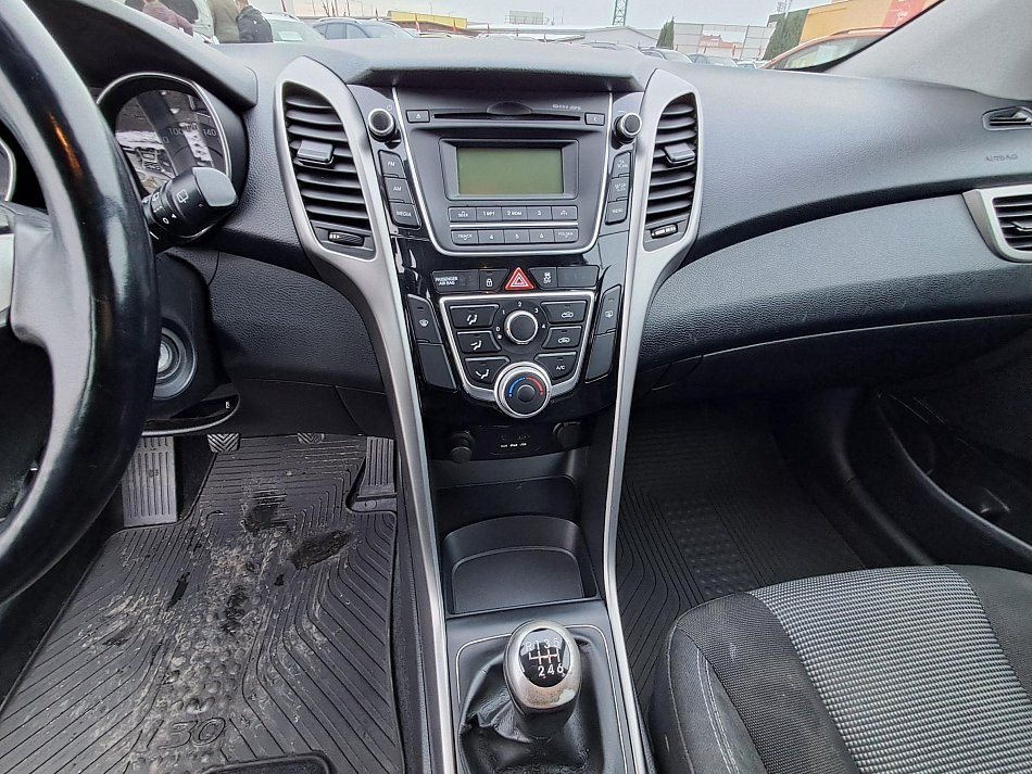 Hyundai I30 1.4i 