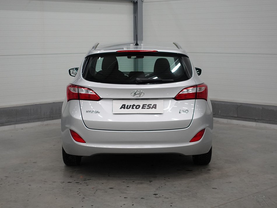 Hyundai I30 1.6i 