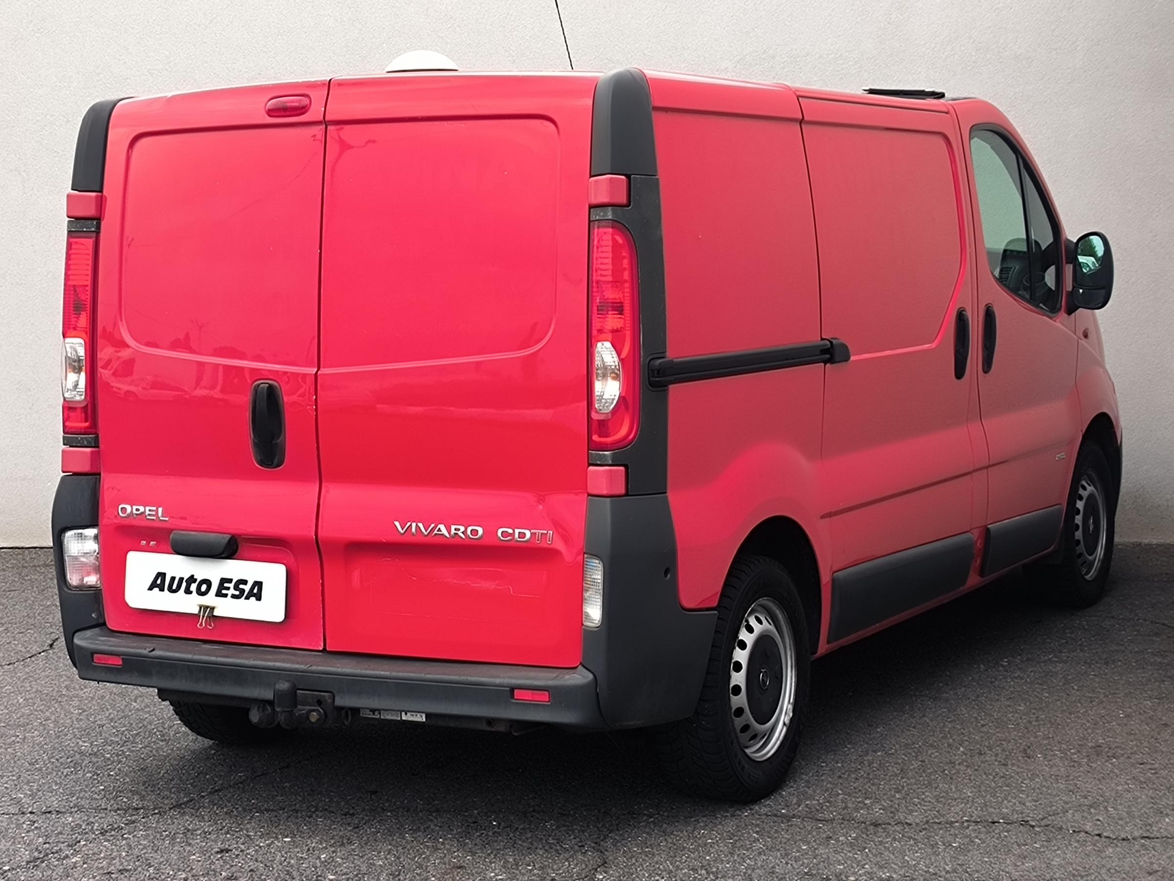 Opel Vivaro, 2014 - pohled č. 4