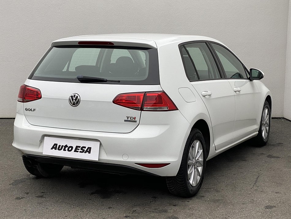 Volkswagen Golf 1.6 TDi Comfortline VII