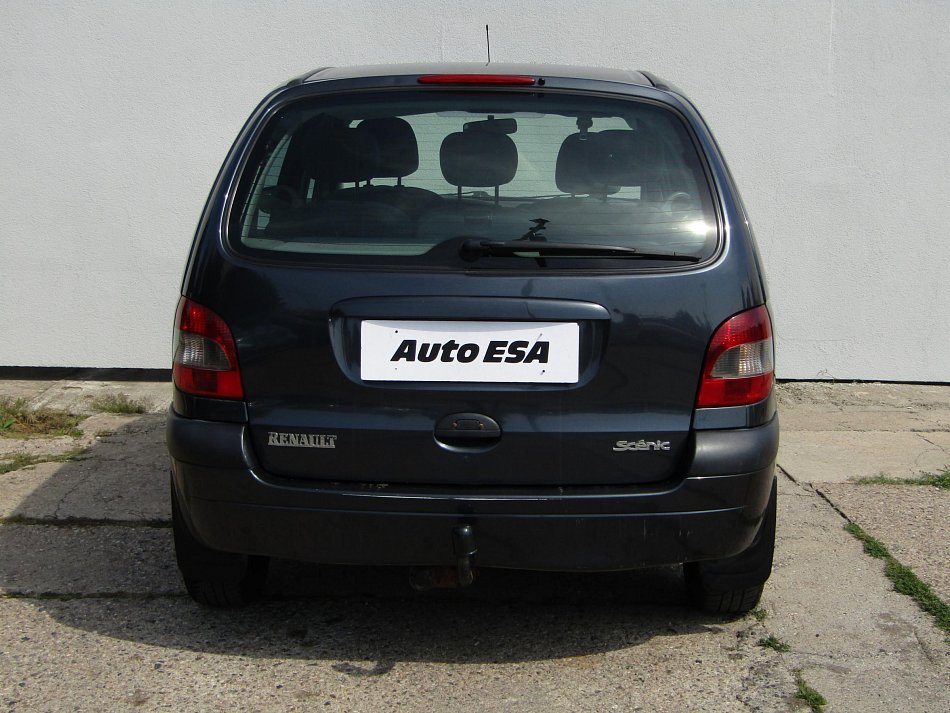 Renault Scénic 1.9 dCi 