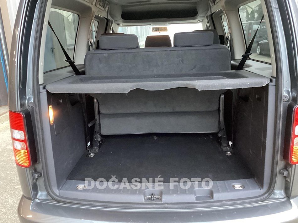 Volkswagen Caddy 1.6TDi CUP MAXi 7míst