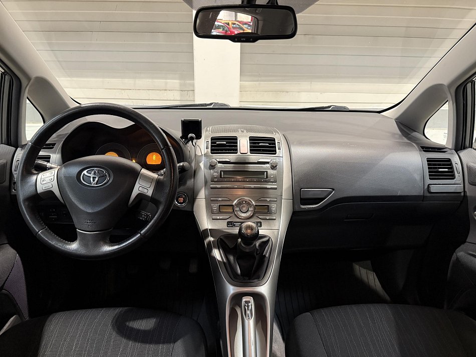 Toyota Auris 1.6 i 