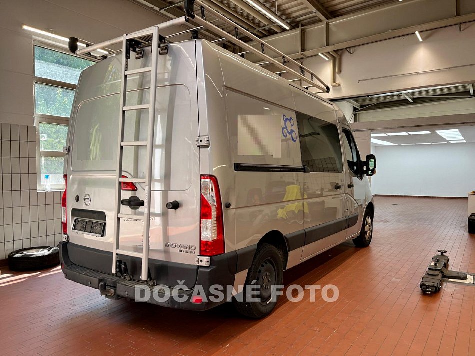 Opel Movano 2.3CDTi  DÍLNA