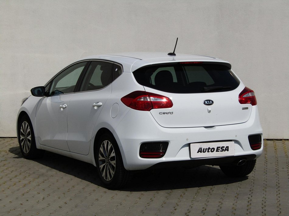 Kia Ceed 1.6 CRDi Exclusive