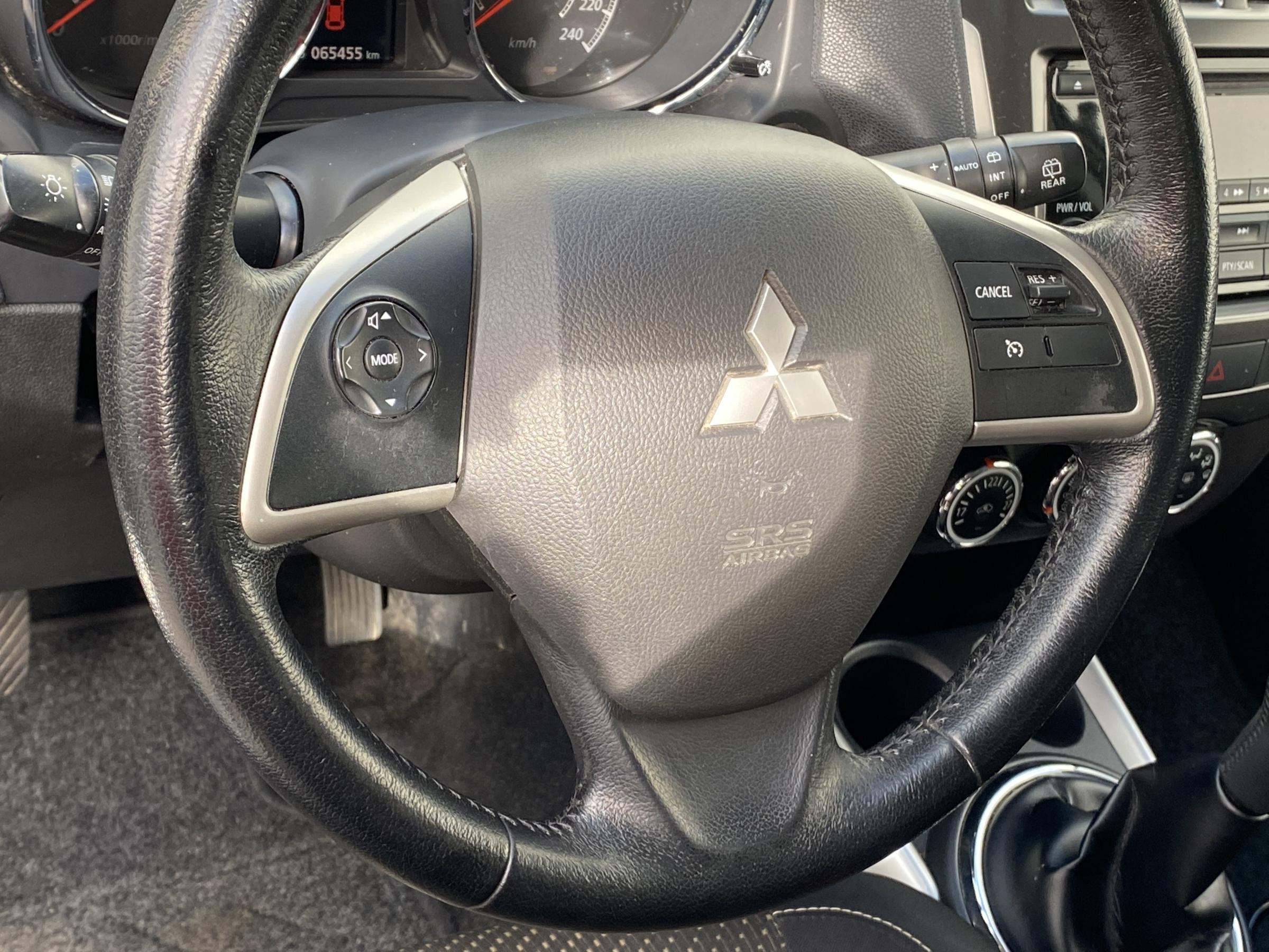 Mitsubishi ASX, 2014 - pohled č. 15