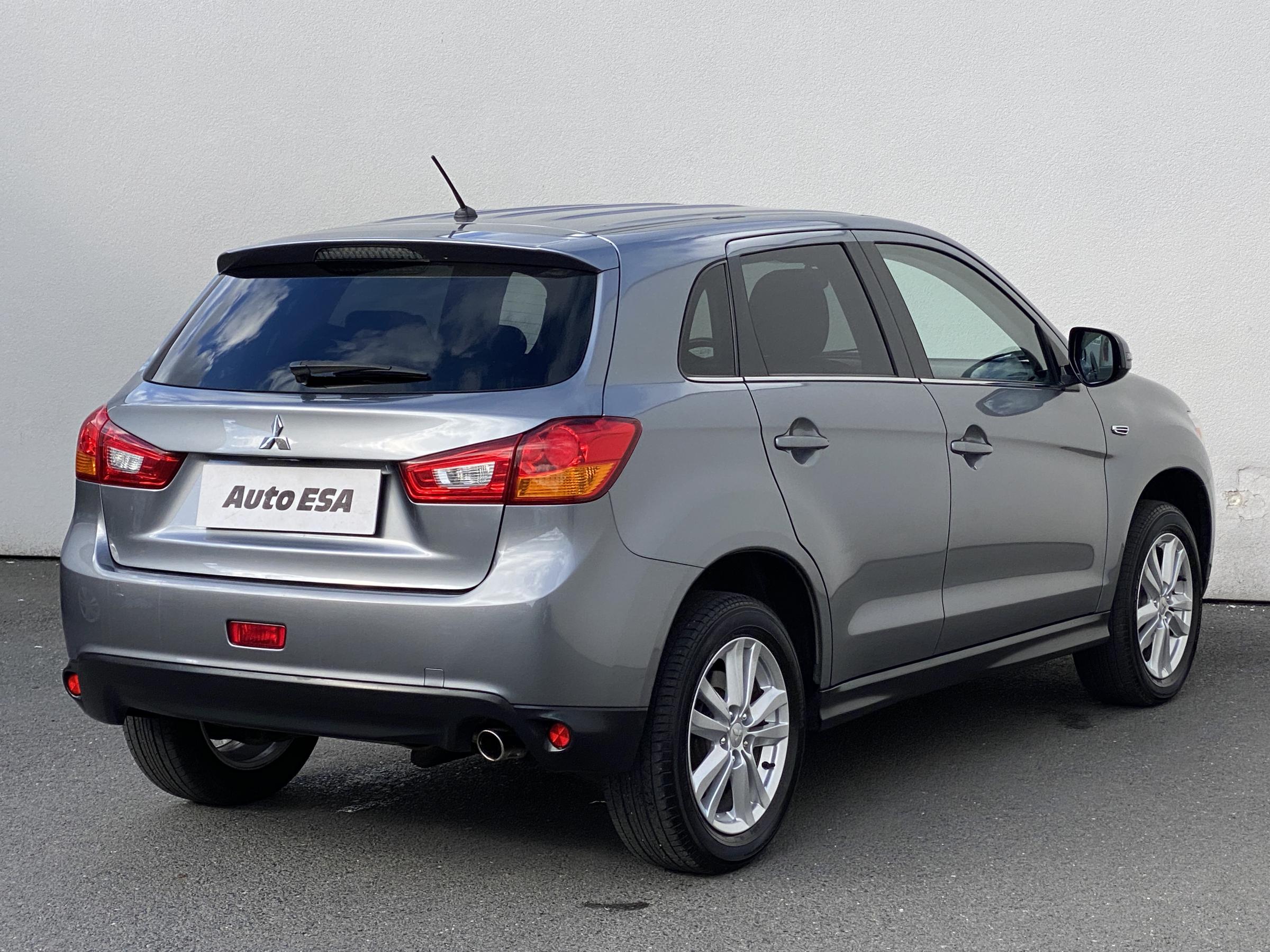 Mitsubishi ASX, 2014 - pohled č. 4