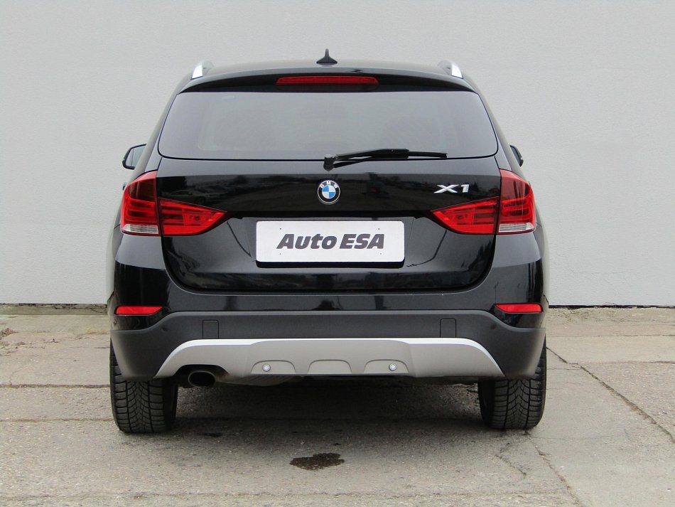 BMW X1 2.0 D  18d