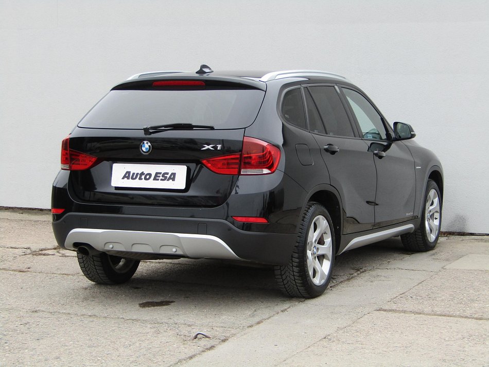 BMW X1 2.0 D  18d