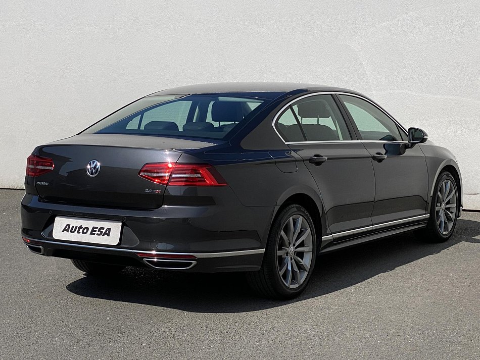 Volkswagen Passat 2.0 TDi Highline