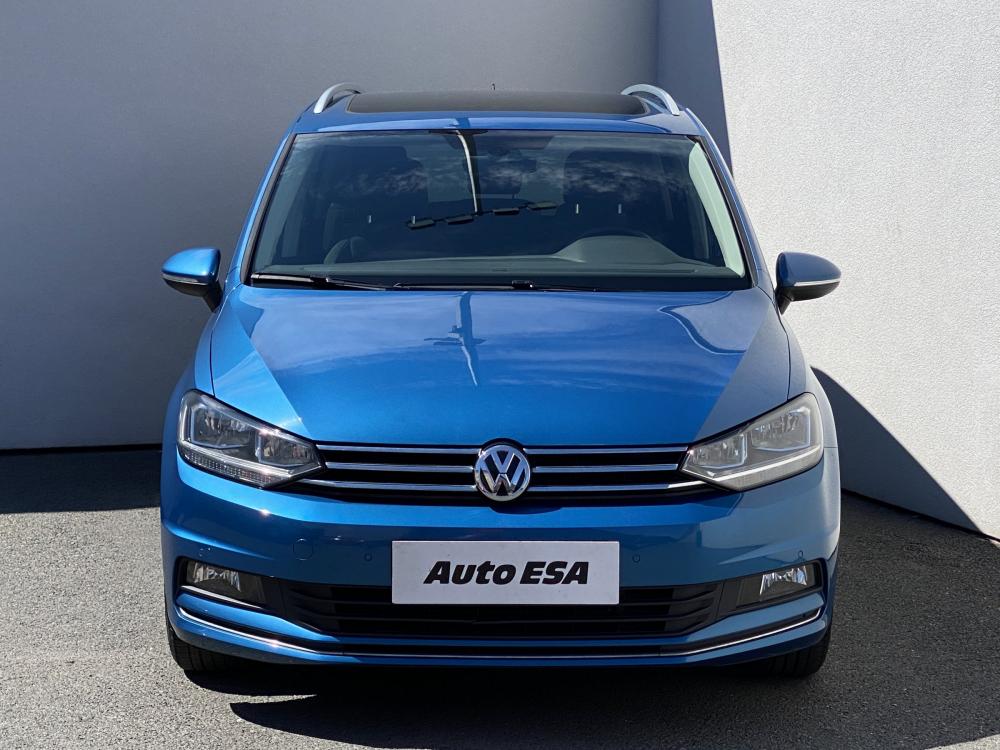 Volkswagen Touran, 2021 - pohled č. 2