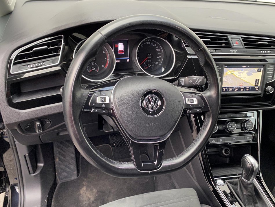 Volkswagen Touran 1.4 TSi Highline 7míst