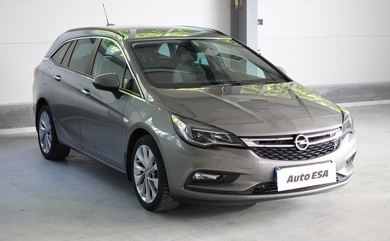 Opel Astra 1.6 CDTi 