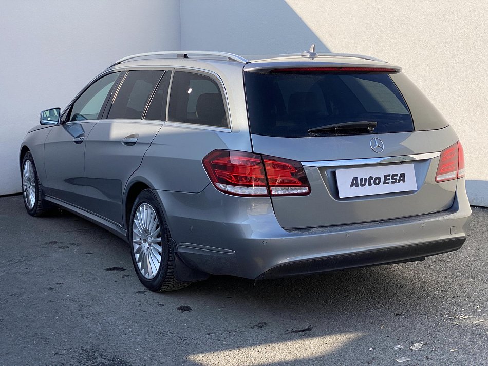 Mercedes-Benz Třída E 3.0 CDi  E350 4MATIC