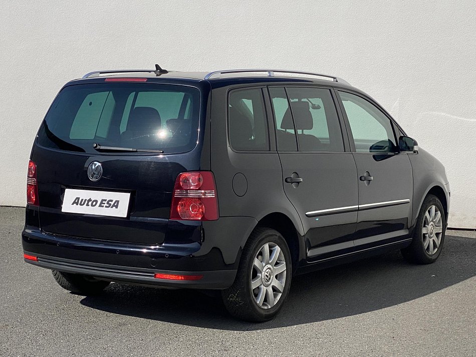 Volkswagen Touran 2.0TDi Highline