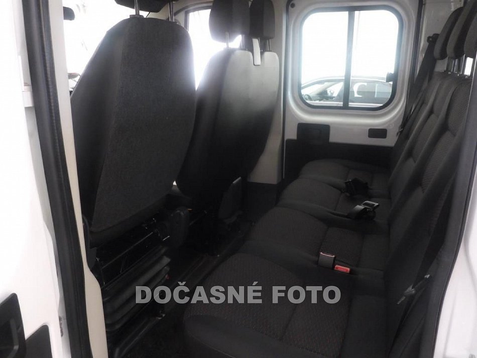 Peugeot Boxer 2.2HDi  7míst VALNÍK