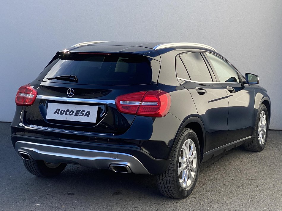 Mercedes-Benz GLA 2.2 CDi 