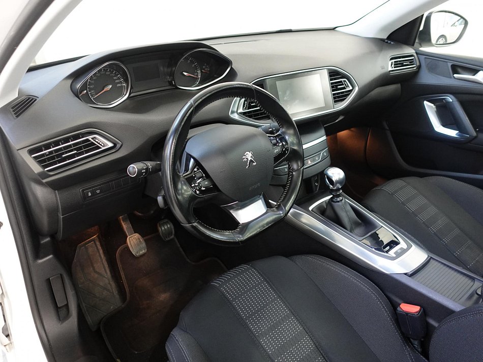 Peugeot 308 1.2 PT 