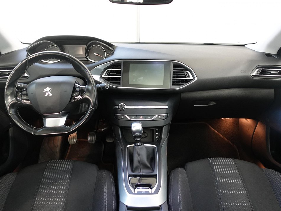 Peugeot 308 1.2 PT 