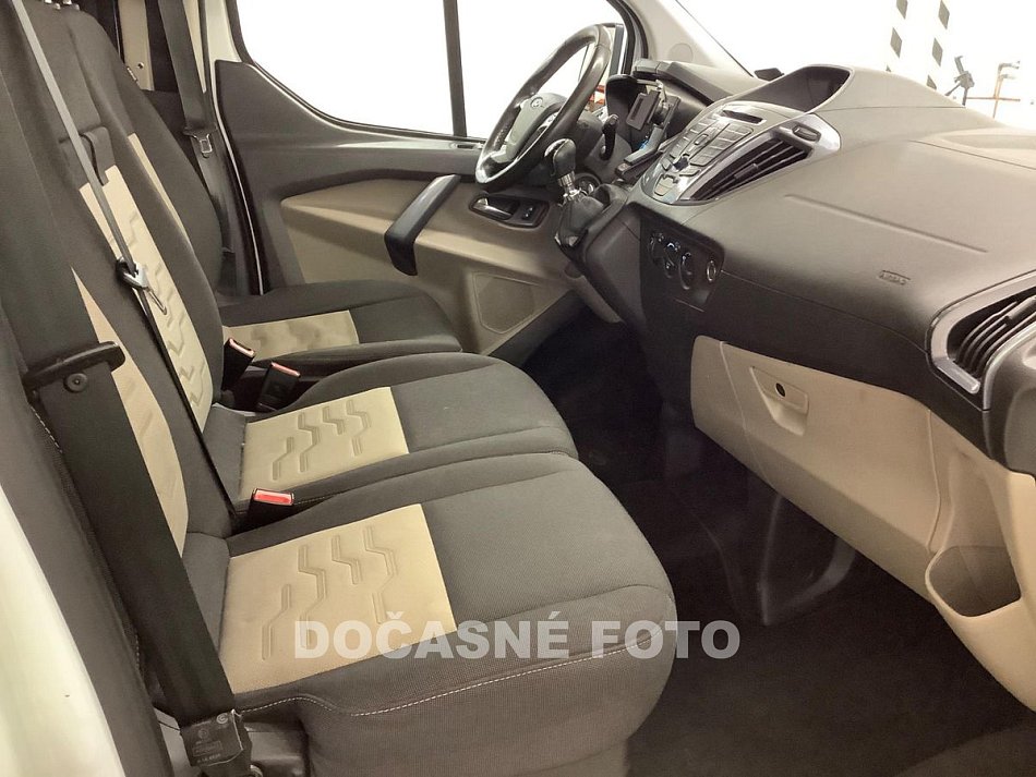 Ford Tourneo Custom 2.0TDCi Limited L2 9míst