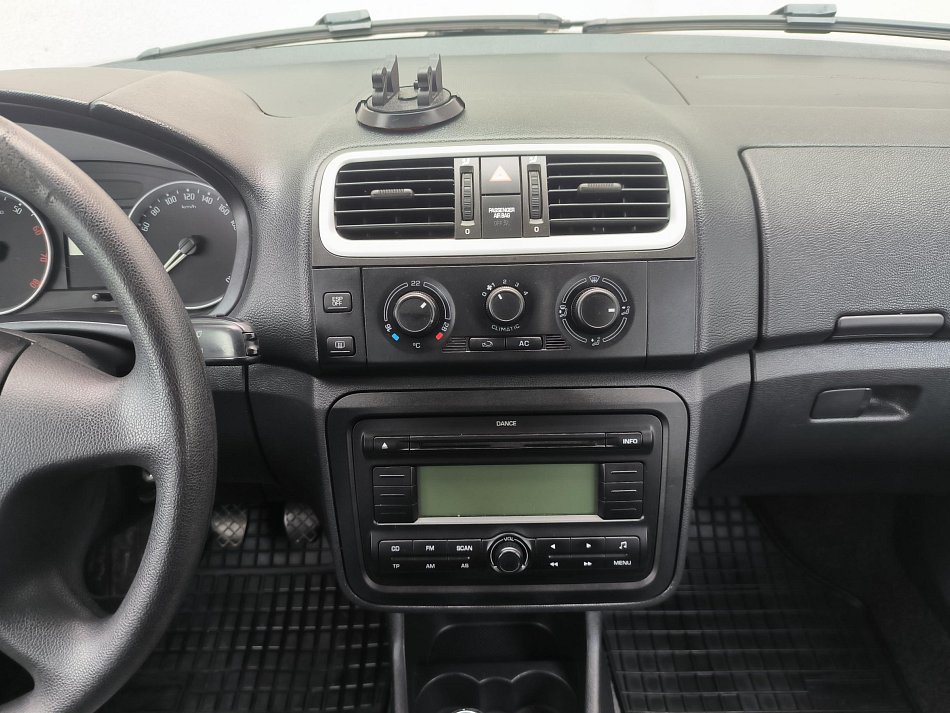 Škoda Fabia II 1.4 16V Ambiente