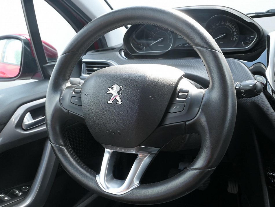 Peugeot 2008 1.2PT 