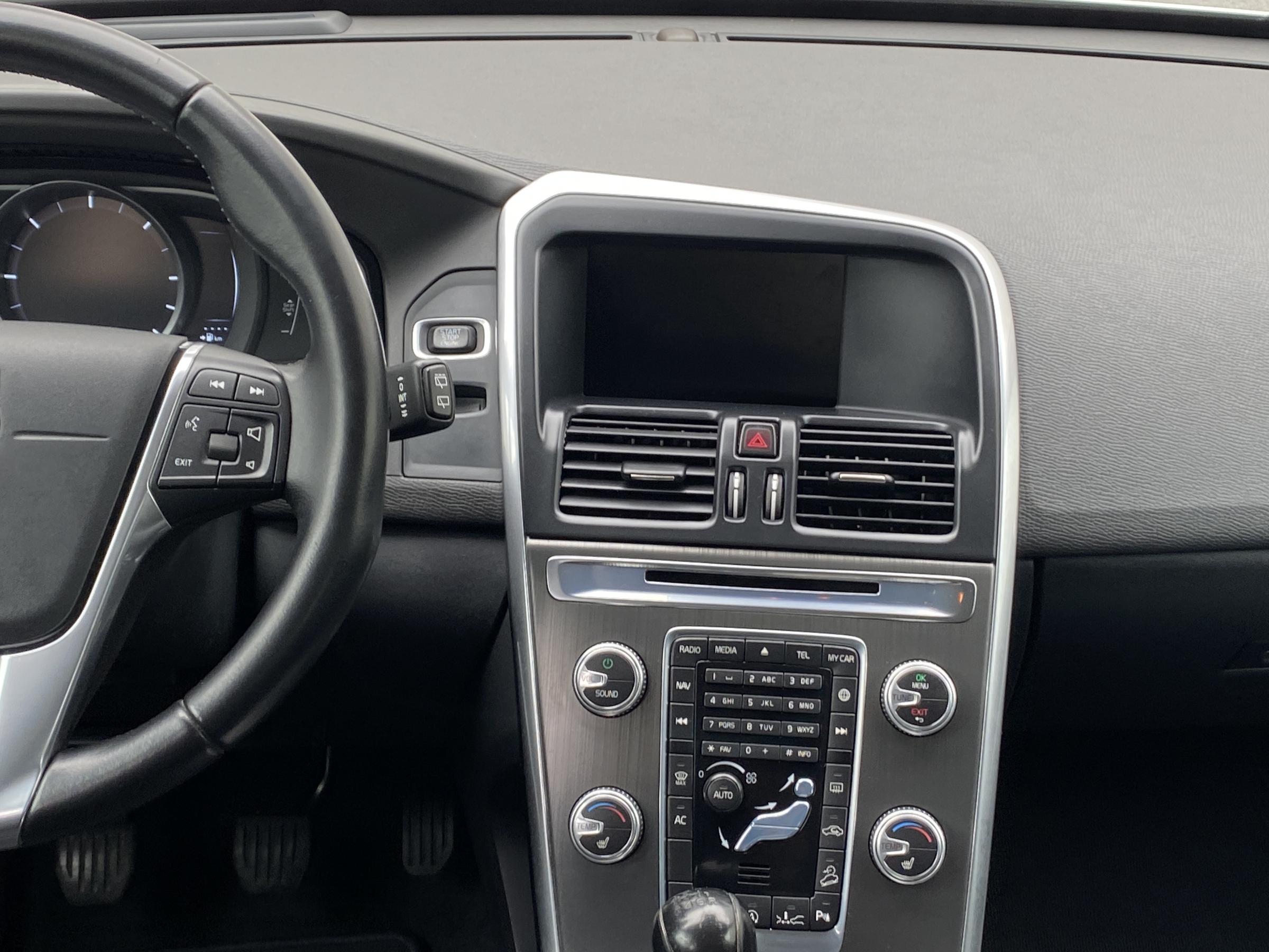Volvo XC60, 2015 - pohled č. 10