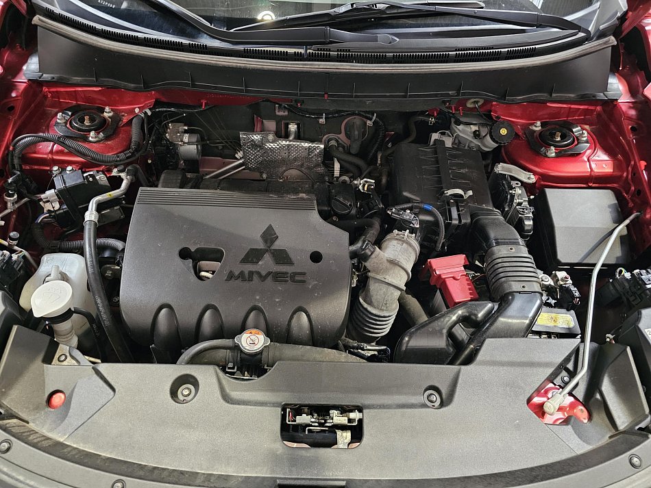 Mitsubishi ASX 2.0 i 