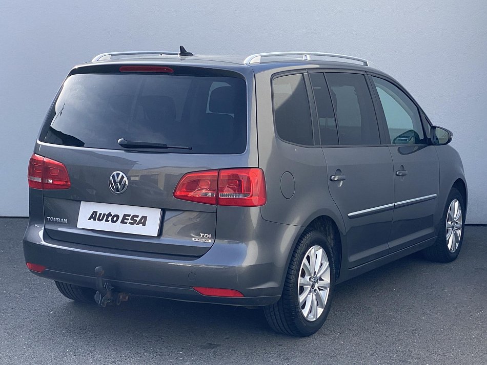 Volkswagen Touran 1.6 TDi Highline