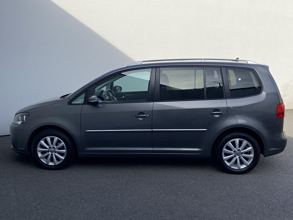 Volkswagen Touran 1.6 TDi Highline