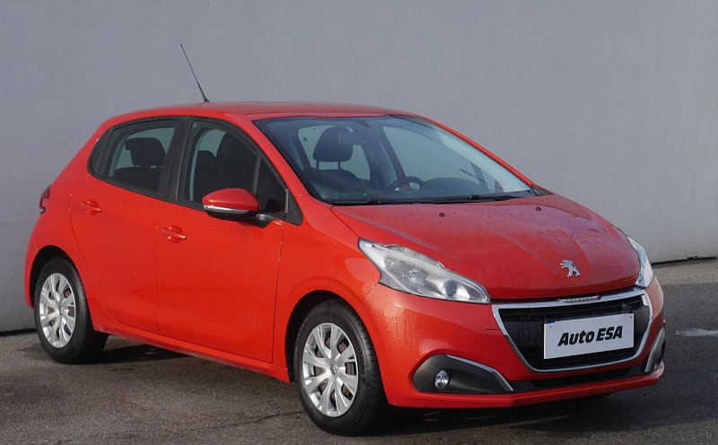 Peugeot 208 1.2 VTi 